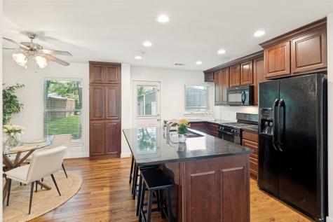 1318 Fuller Drive Dallas TX 75218