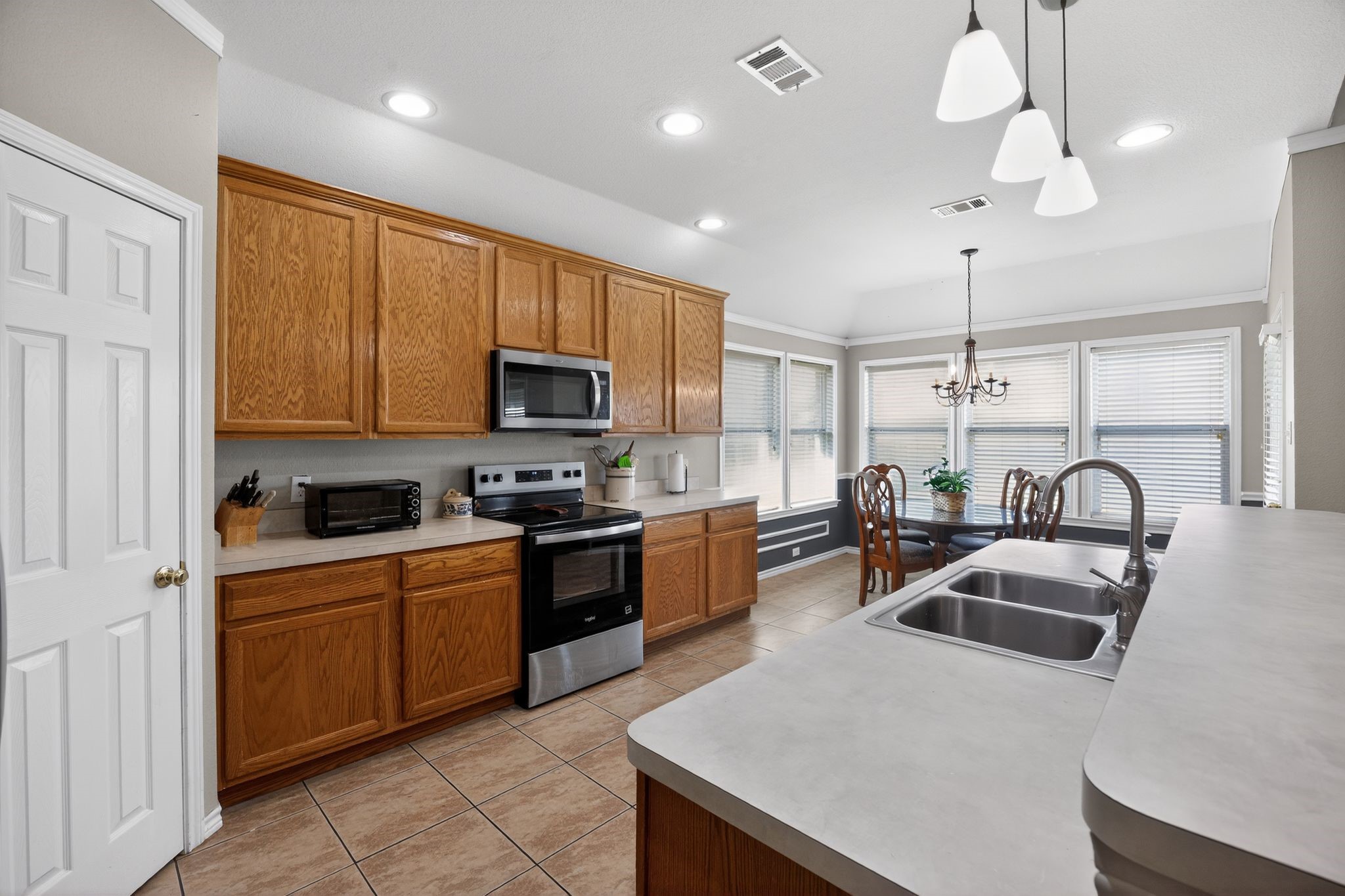 1006 Diane Street Aubrey TX 76227