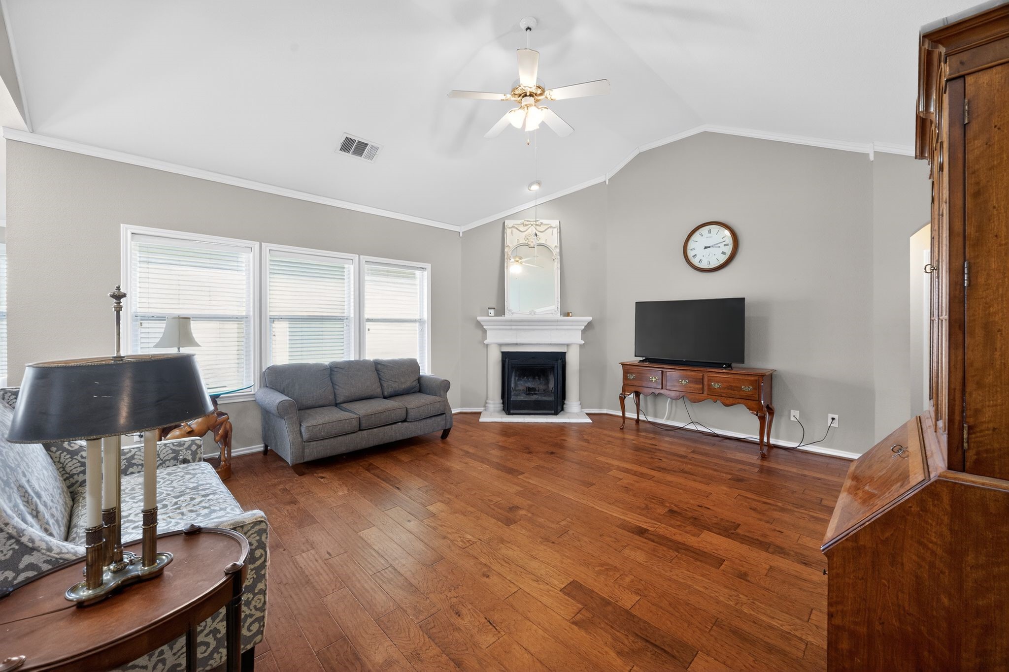 1006 Diane Street Aubrey TX 76227