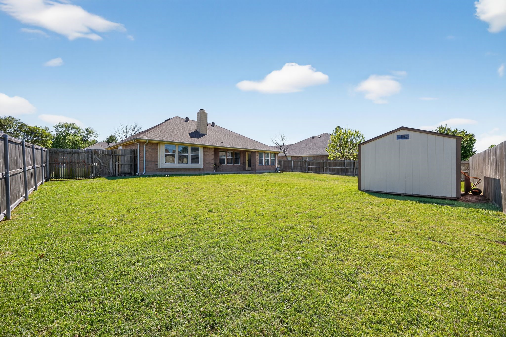 1006 Diane Street Aubrey TX 76227
