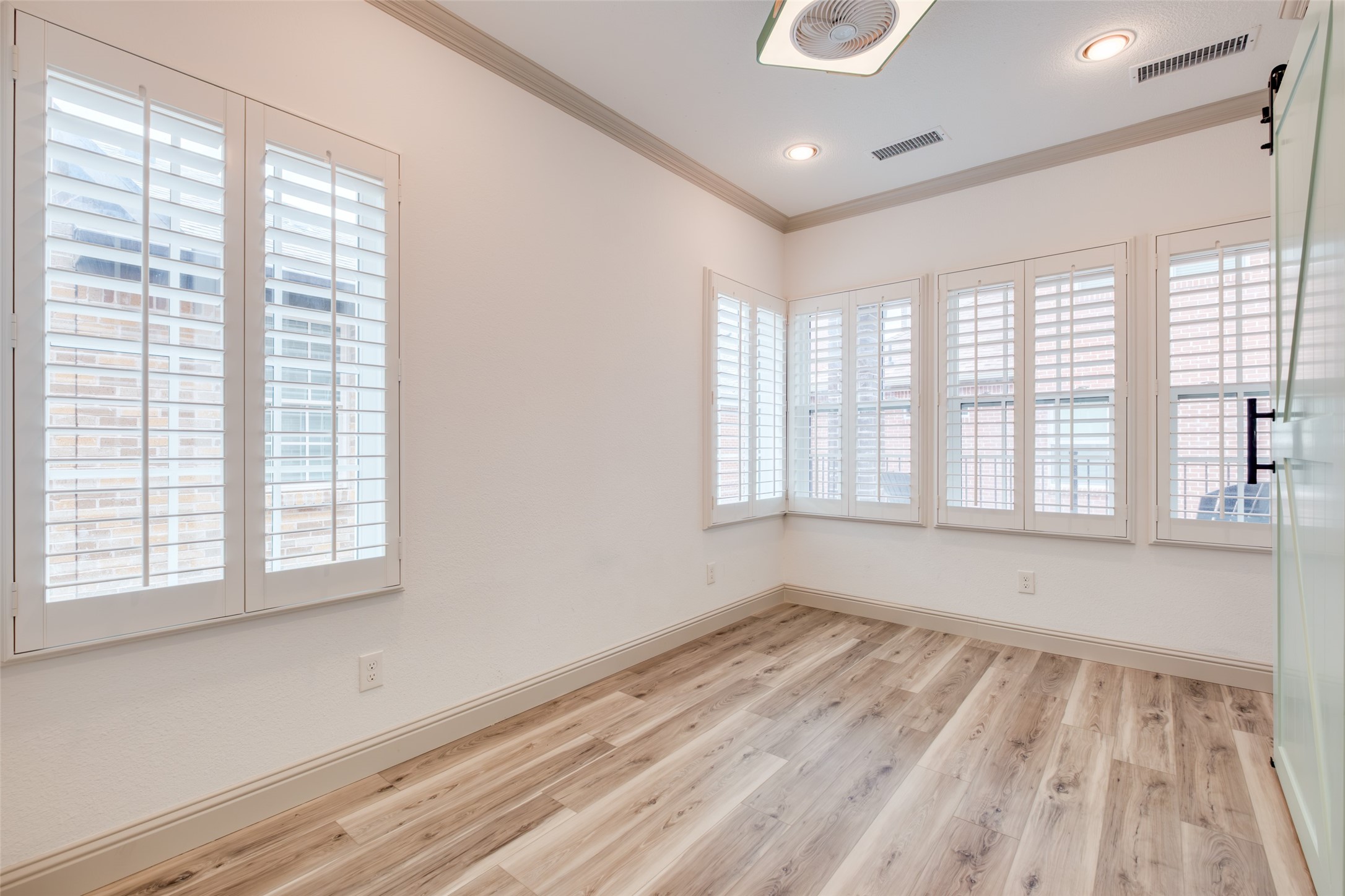 7124 Soto Street Dallas TX 75223