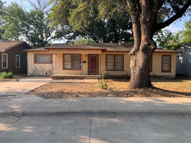 5021 Jerri Lane Haltom City TX 76117