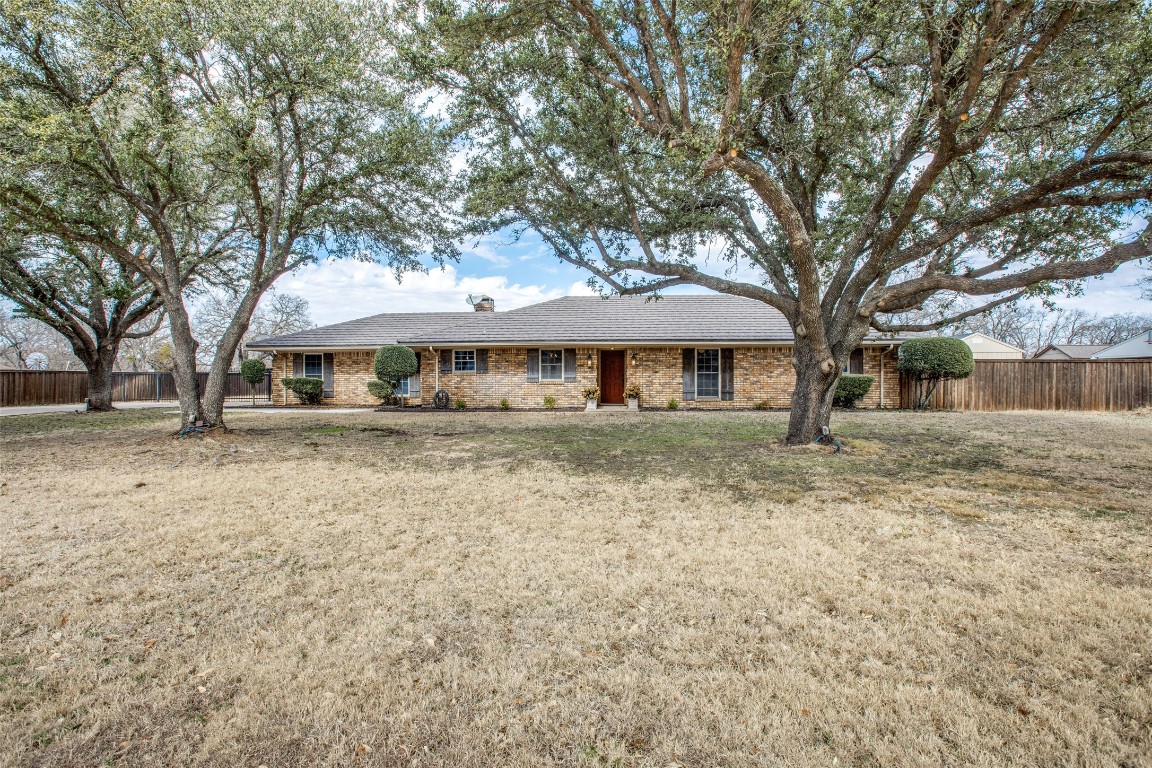 224 Bob White Trail Burleson TX 76028
