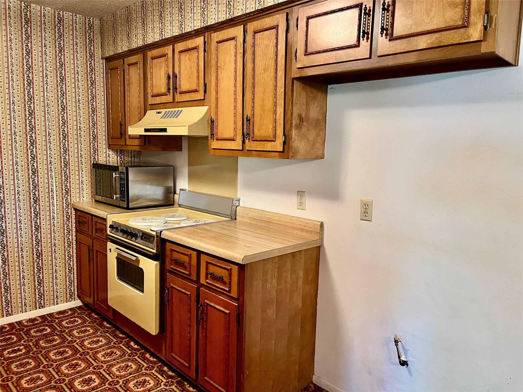 315 34th Street NE Paris TX 75460