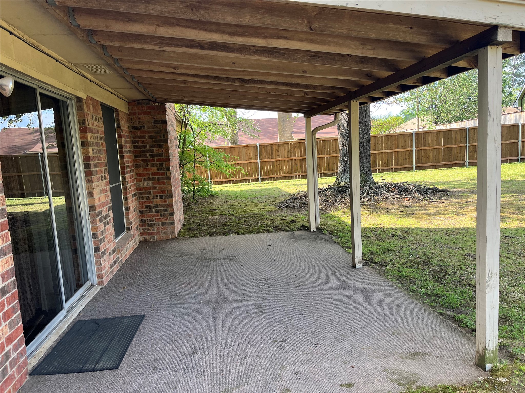 315 34th Street NE Paris TX 75460