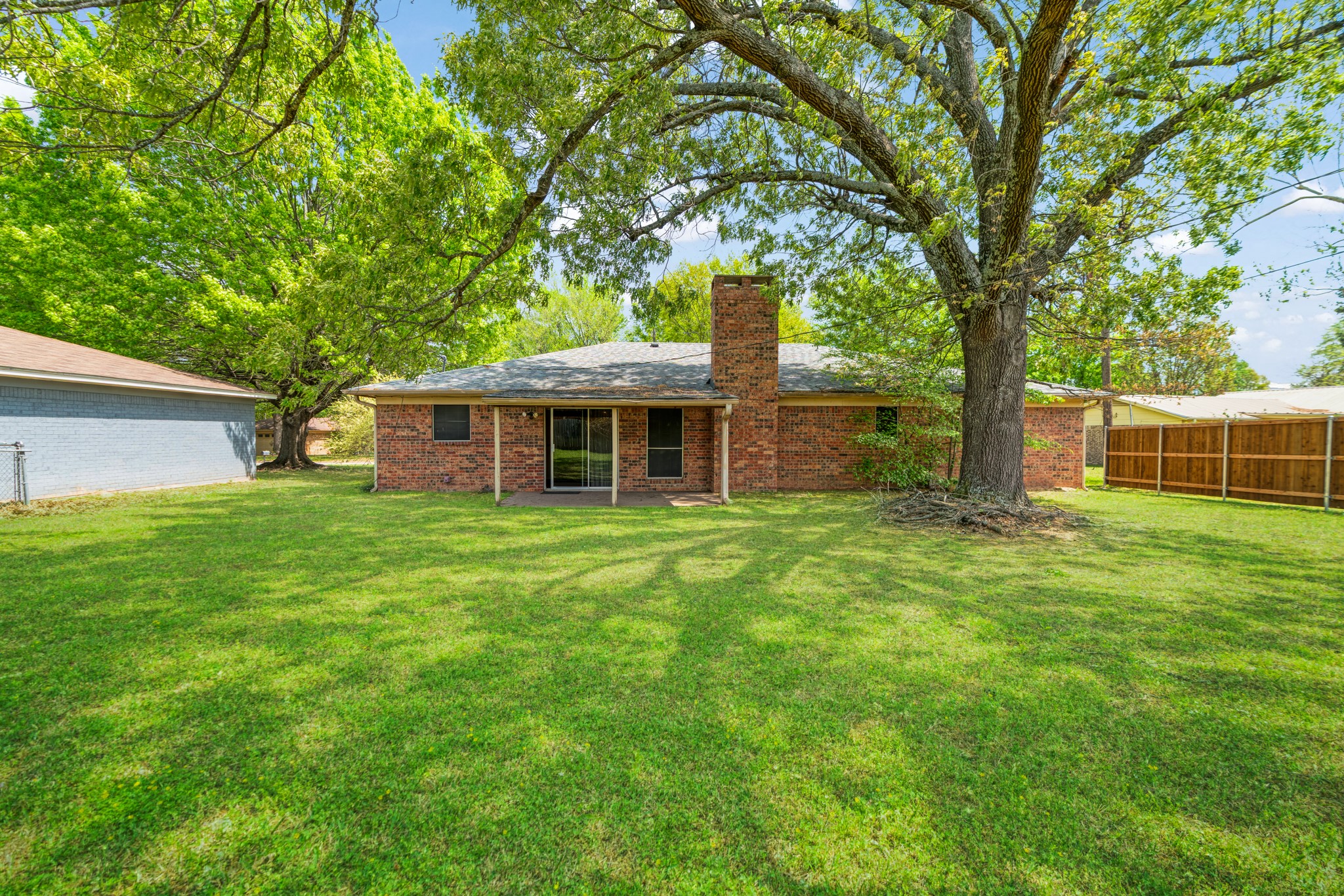 315 34th Street NE Paris TX 75460