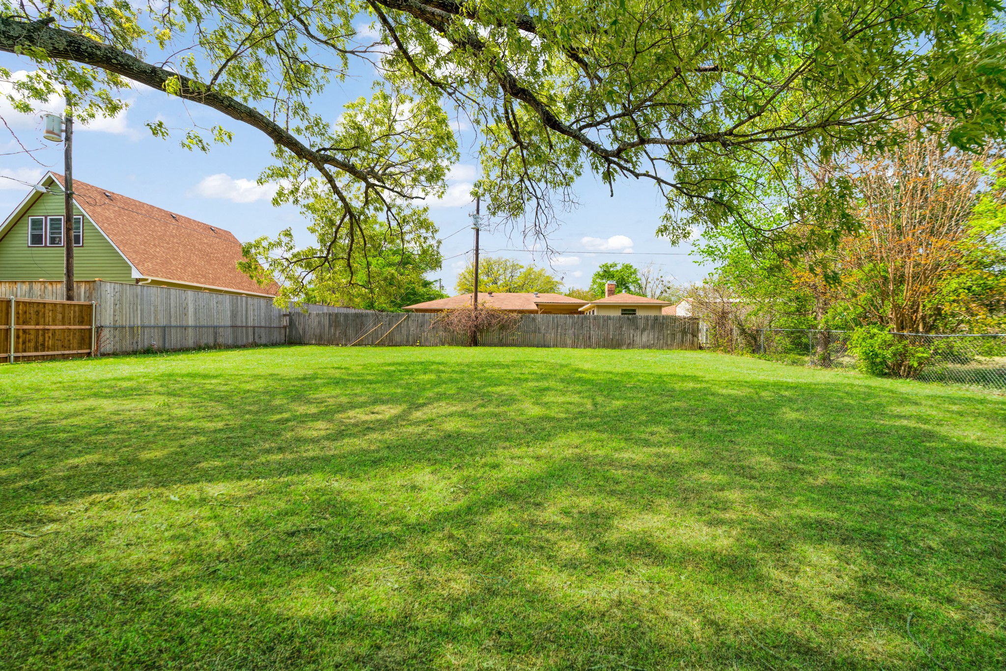 315 34th Street NE Paris TX 75460