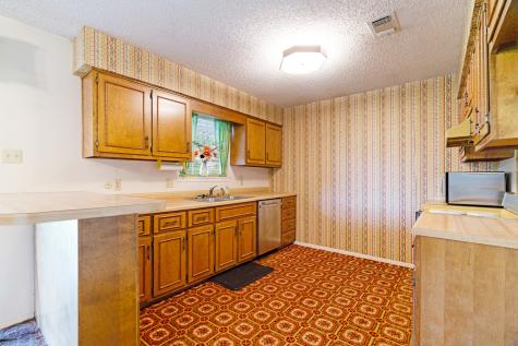 315 34th Street NE Paris TX 75460