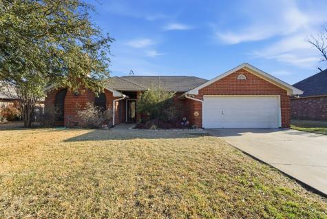 1461 Oakwood Drive Stephenville TX 76401