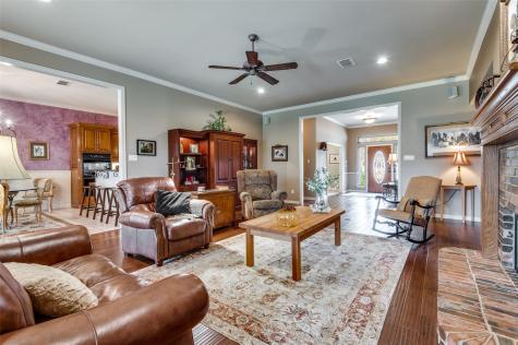 1838 Plum Creek Drive Midlothian TX 76065
