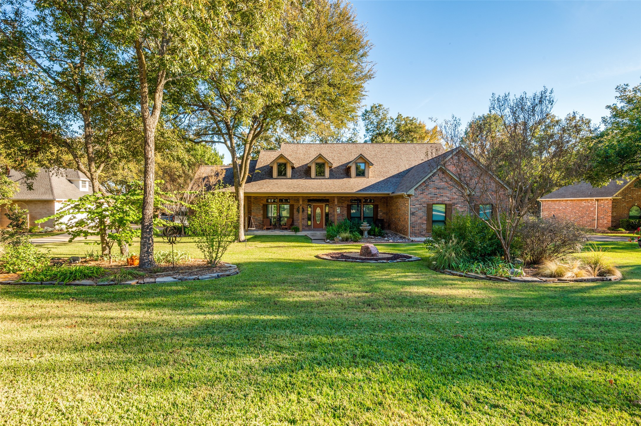 1838 Plum Creek Drive Midlothian TX 76065
