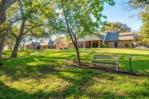 1838 Plum Creek Drive Midlothian TX 76065