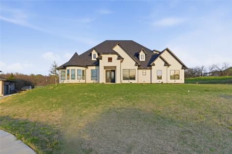 1107 Lily Court Grand Prairie TX 75104