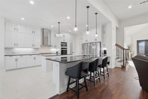 1107 Lily Court Grand Prairie TX 75104