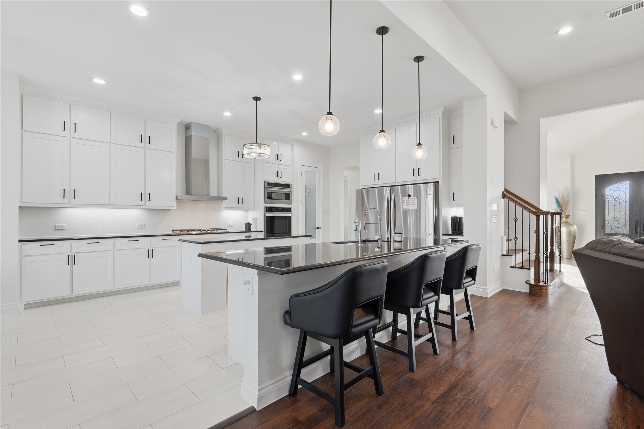1107 Lily Court Grand Prairie TX 75104