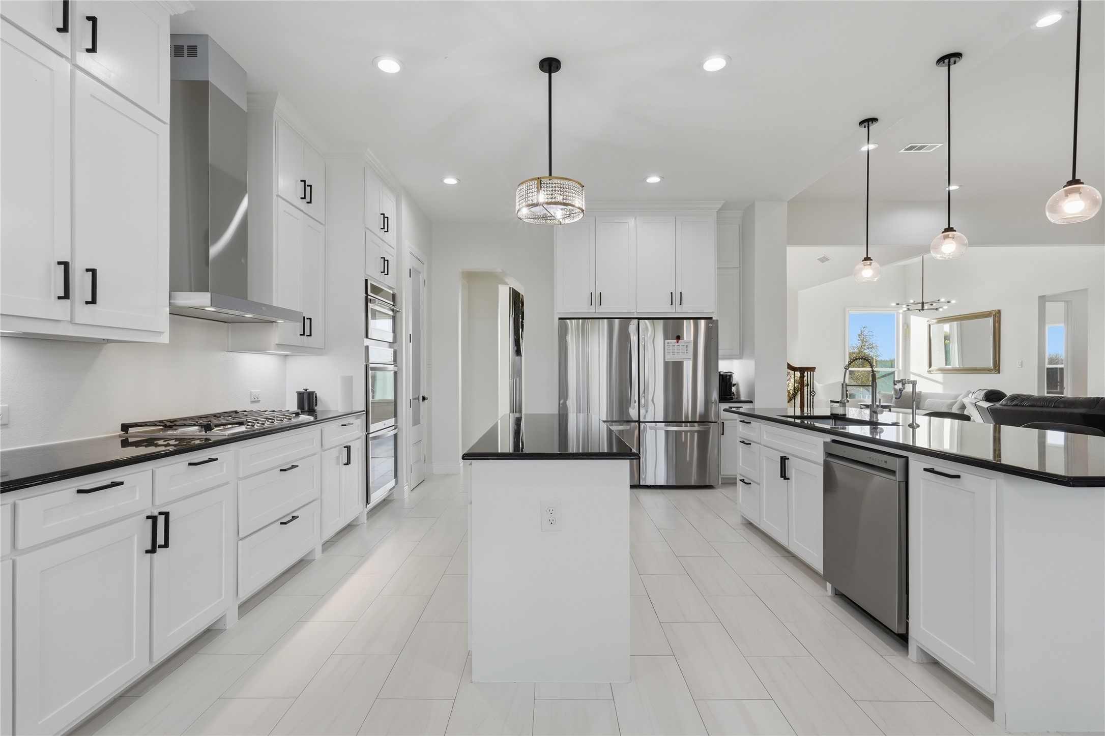 1107 Lily Court Grand Prairie TX 75104