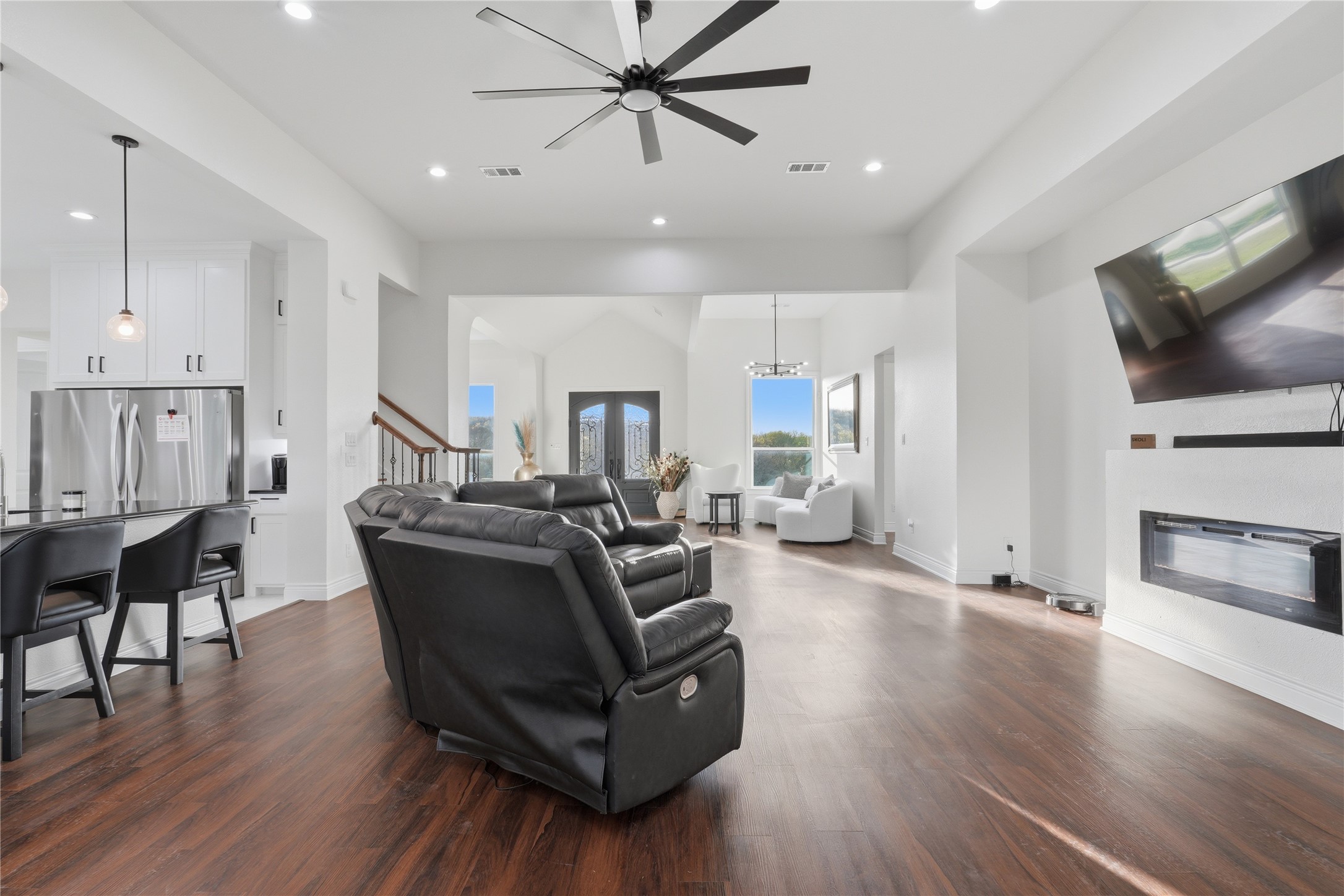 1107 Lily Court Grand Prairie TX 75104