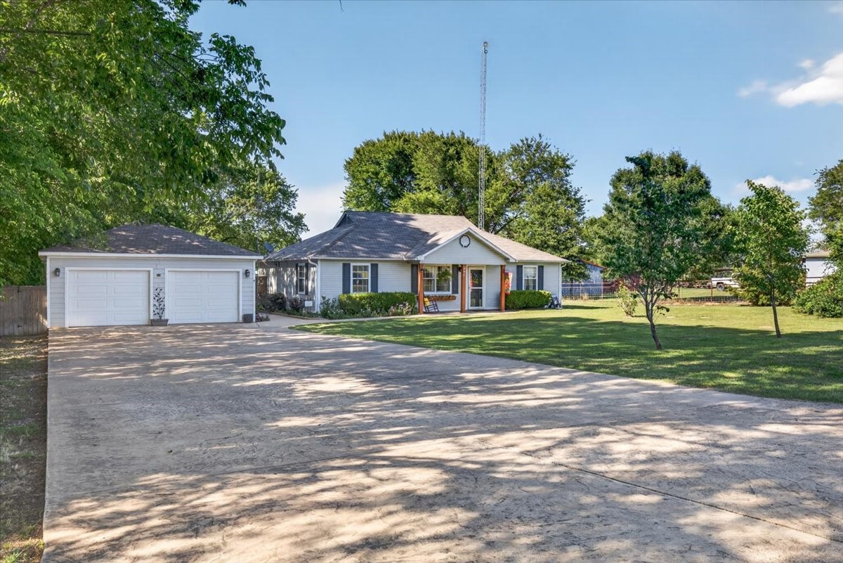 391 Vz County Road 1507 Grand Saline TX 75140