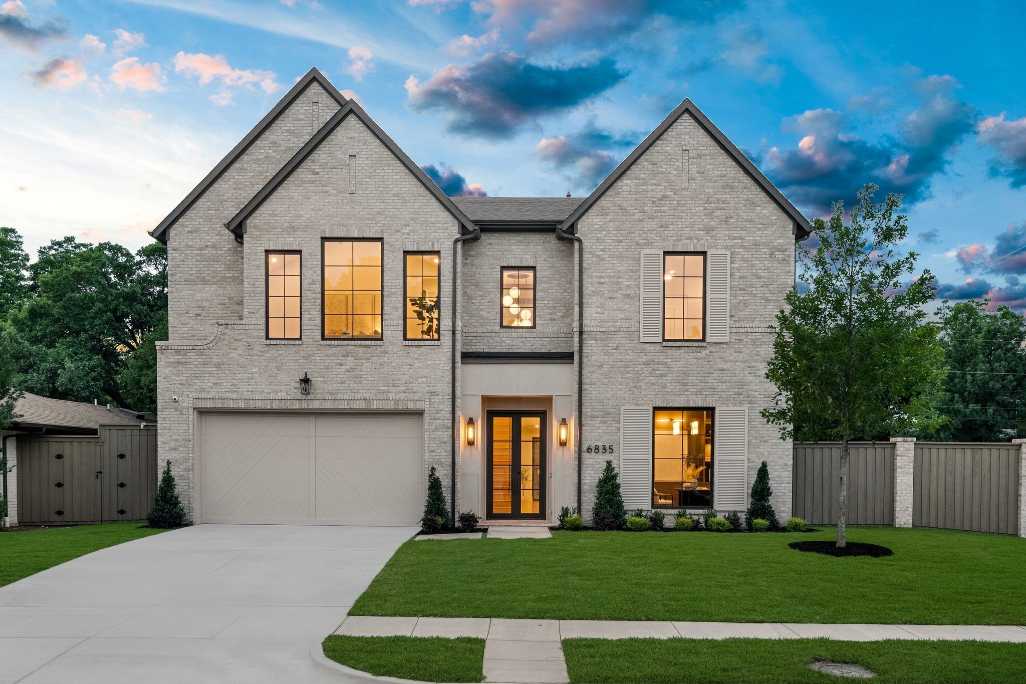 6835 Dalhart Lane Dallas TX 75214