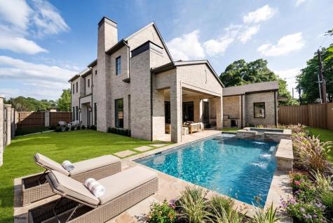 6835 Dalhart Lane Dallas TX 75214