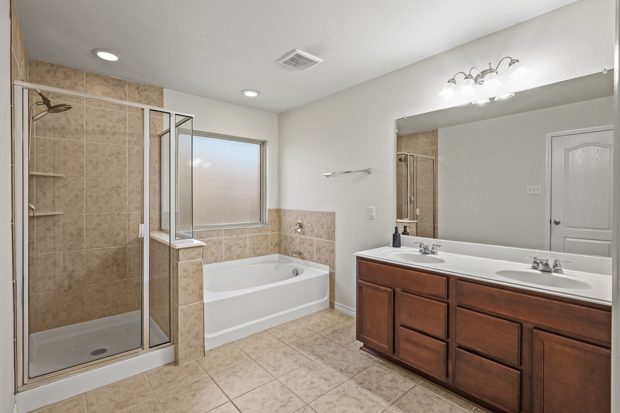 728 Jewelflower Drive Desoto TX 75115