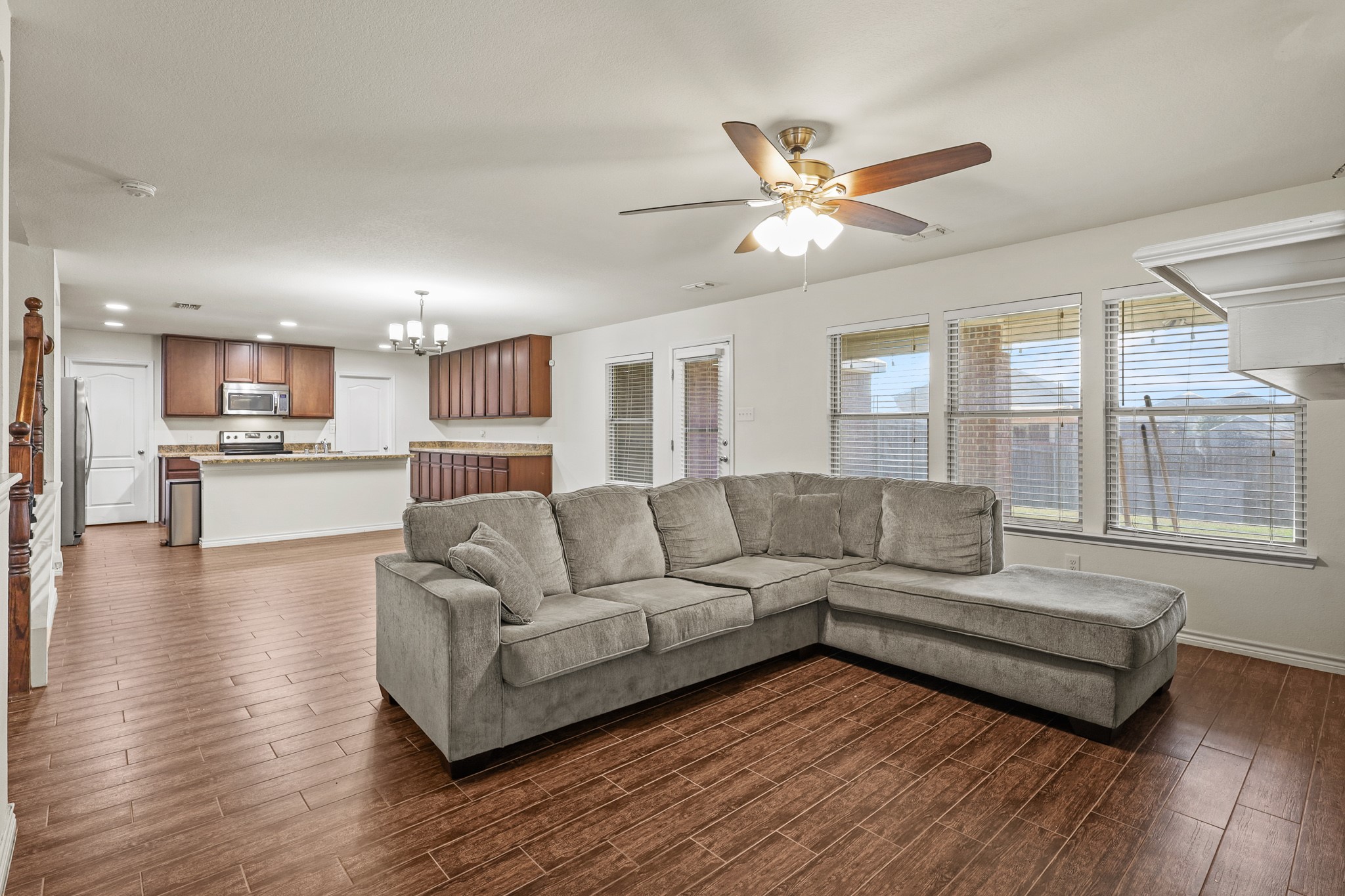 728 Jewelflower Drive Desoto TX 75115