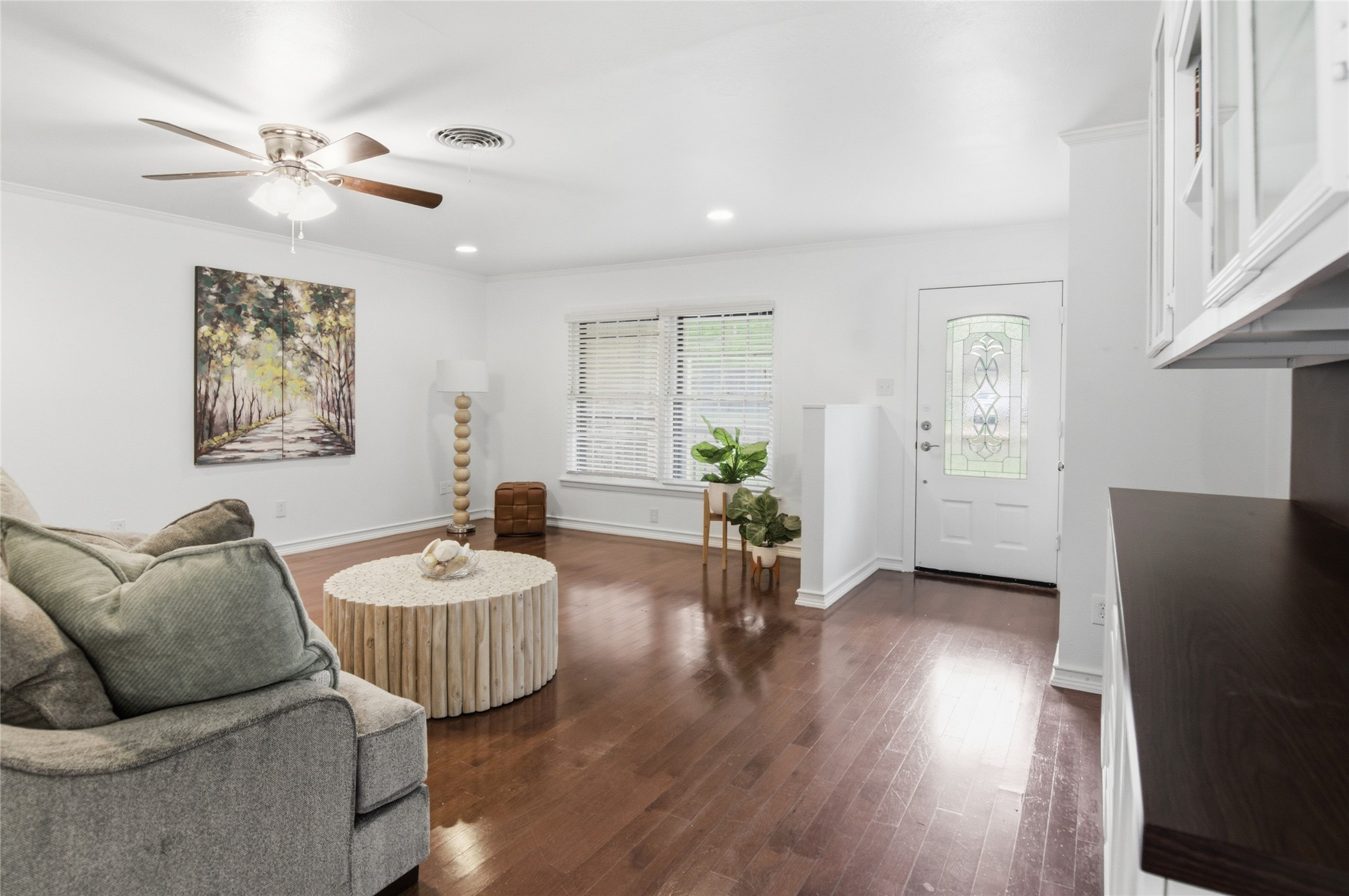4216 Selkirk Drive W Fort Worth TX 76109
