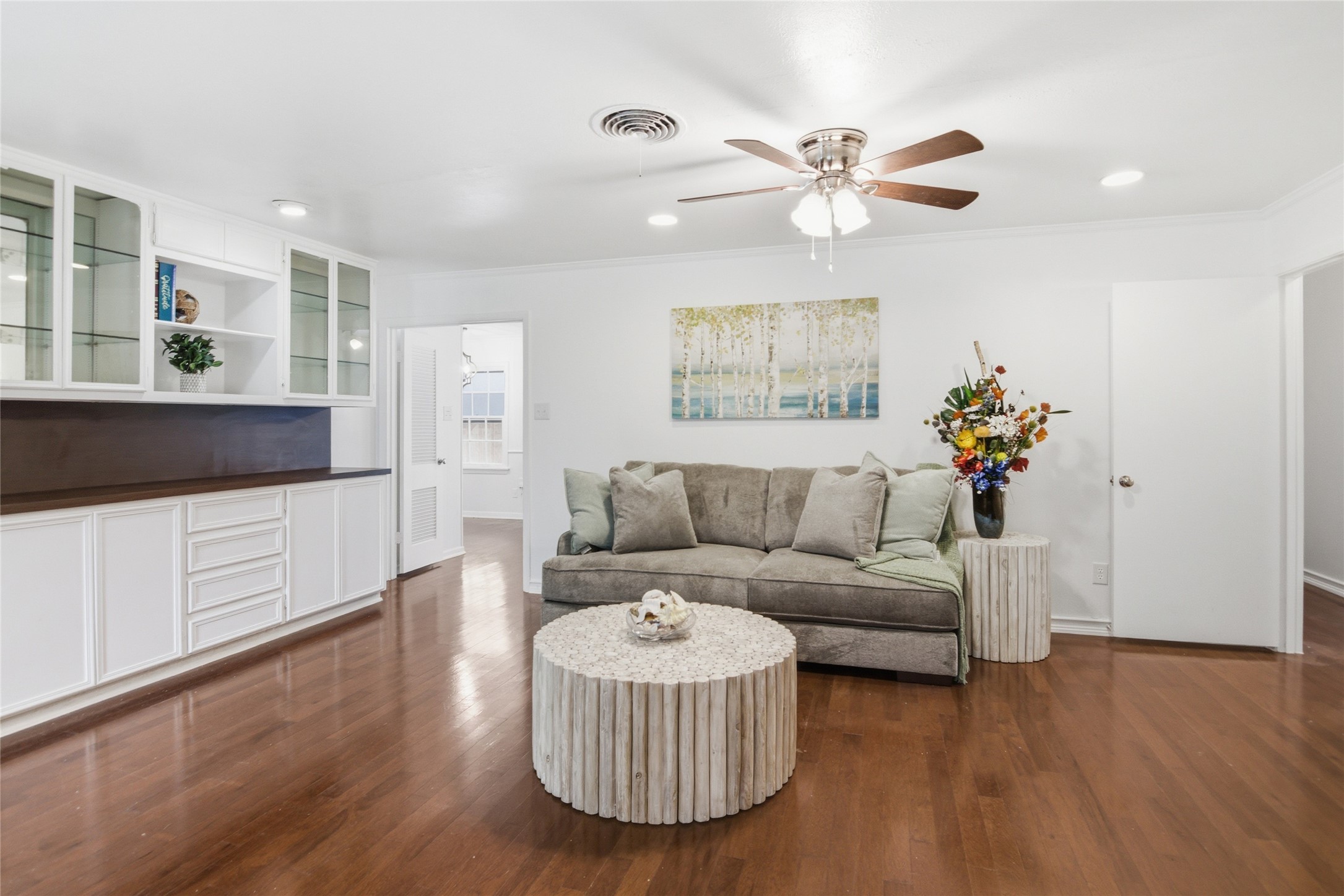 4216 Selkirk Drive W Fort Worth TX 76109