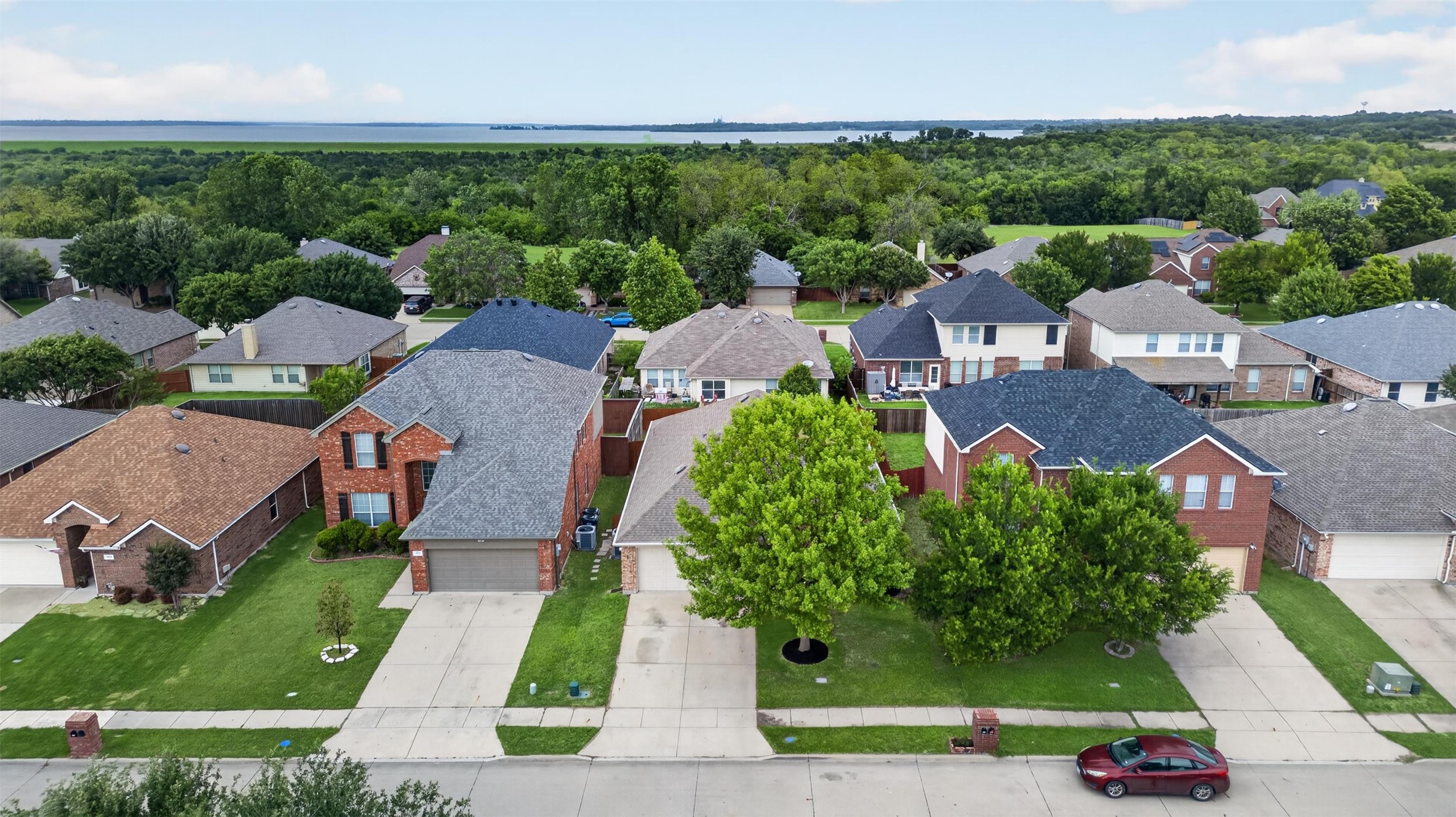 921 Bowie Drive Lavon TX 75166