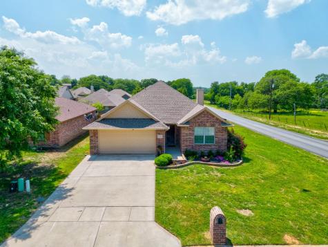 3000 Glenwood Court Aubrey TX 76227