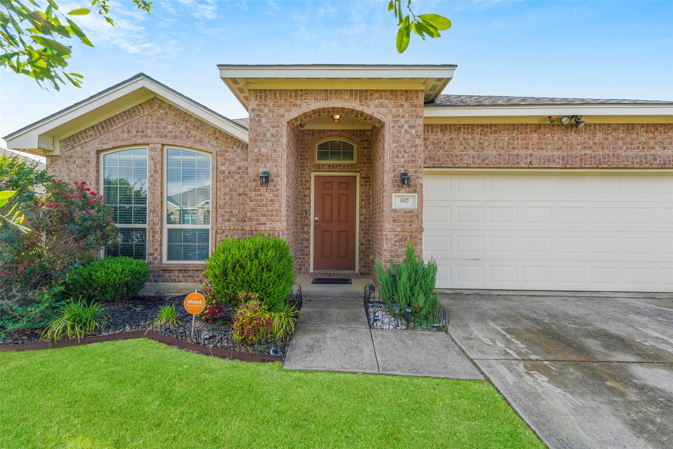 945 Abigale Lane Dallas TX 75253
