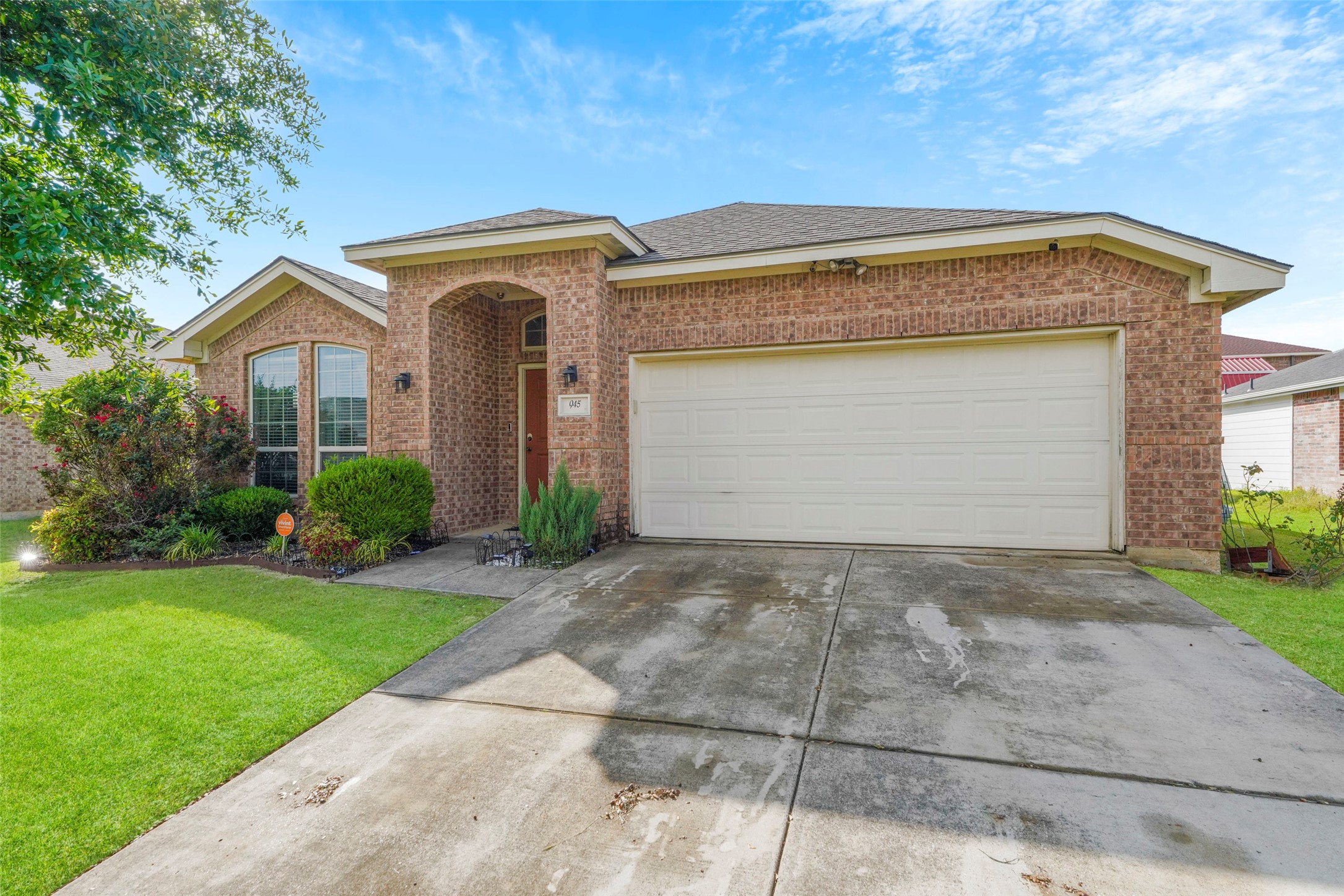 945 Abigale Lane Dallas TX 75253