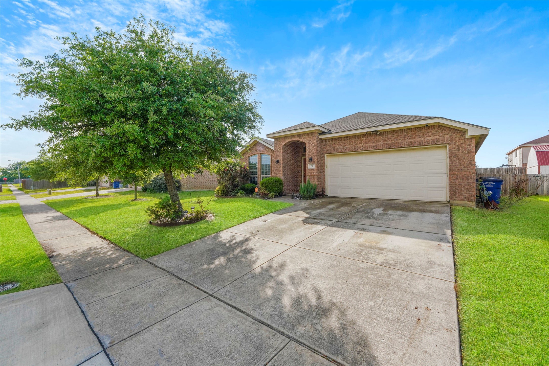 945 Abigale Lane Dallas TX 75253