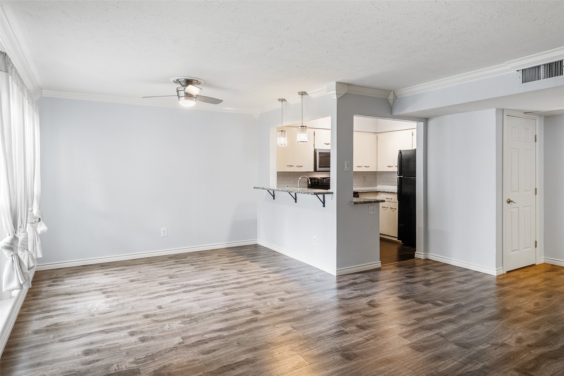 5881 Preston View Boulevard Dallas TX 75240