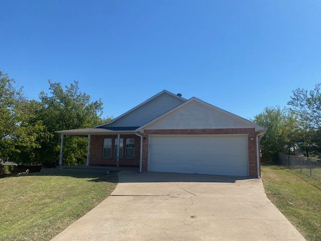 1103 Laramie Court Granbury TX 76048