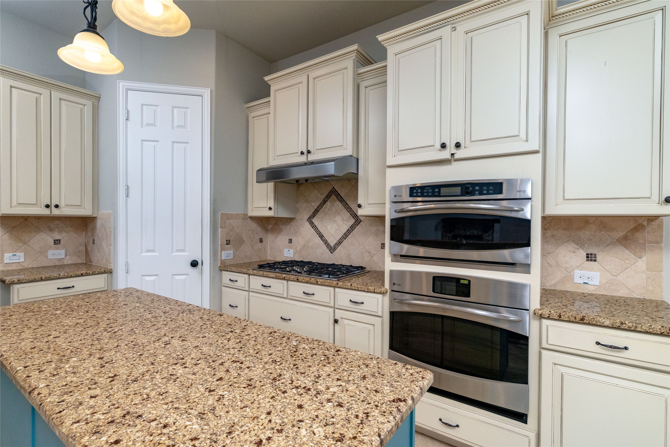 2004 Laurel Valley Drive Keller TX 76248