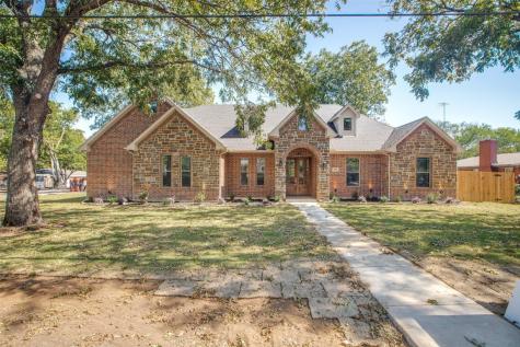 101 S College Street Pilot Point TX 76258