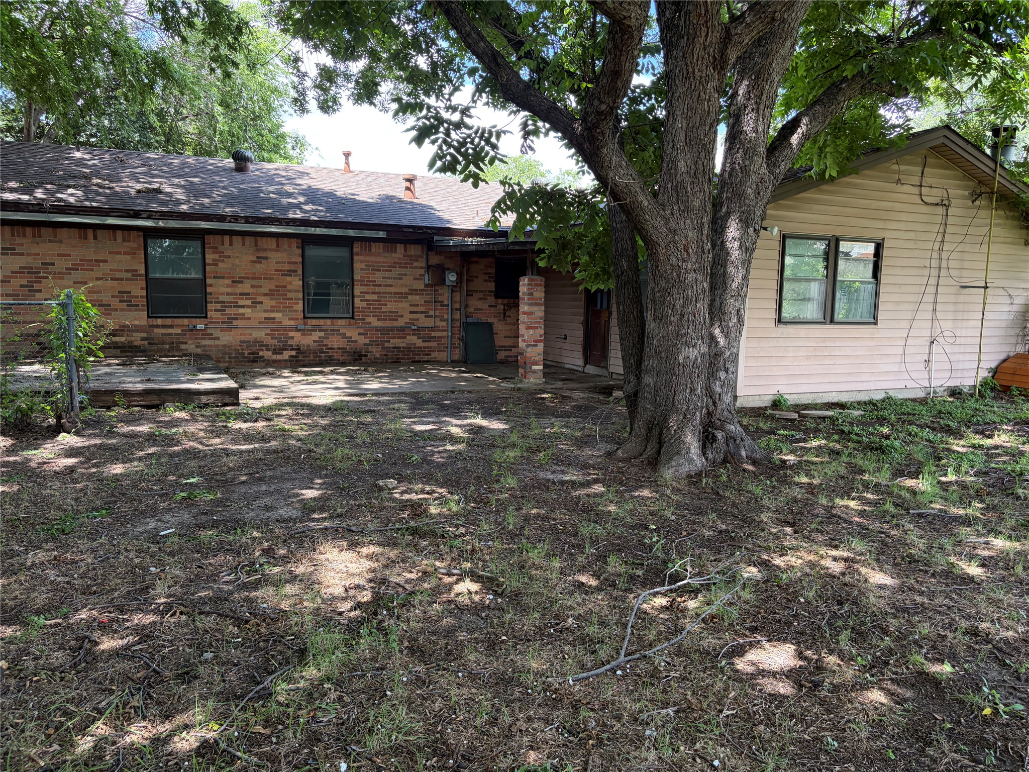 2036 Salem Street Irving TX 75061