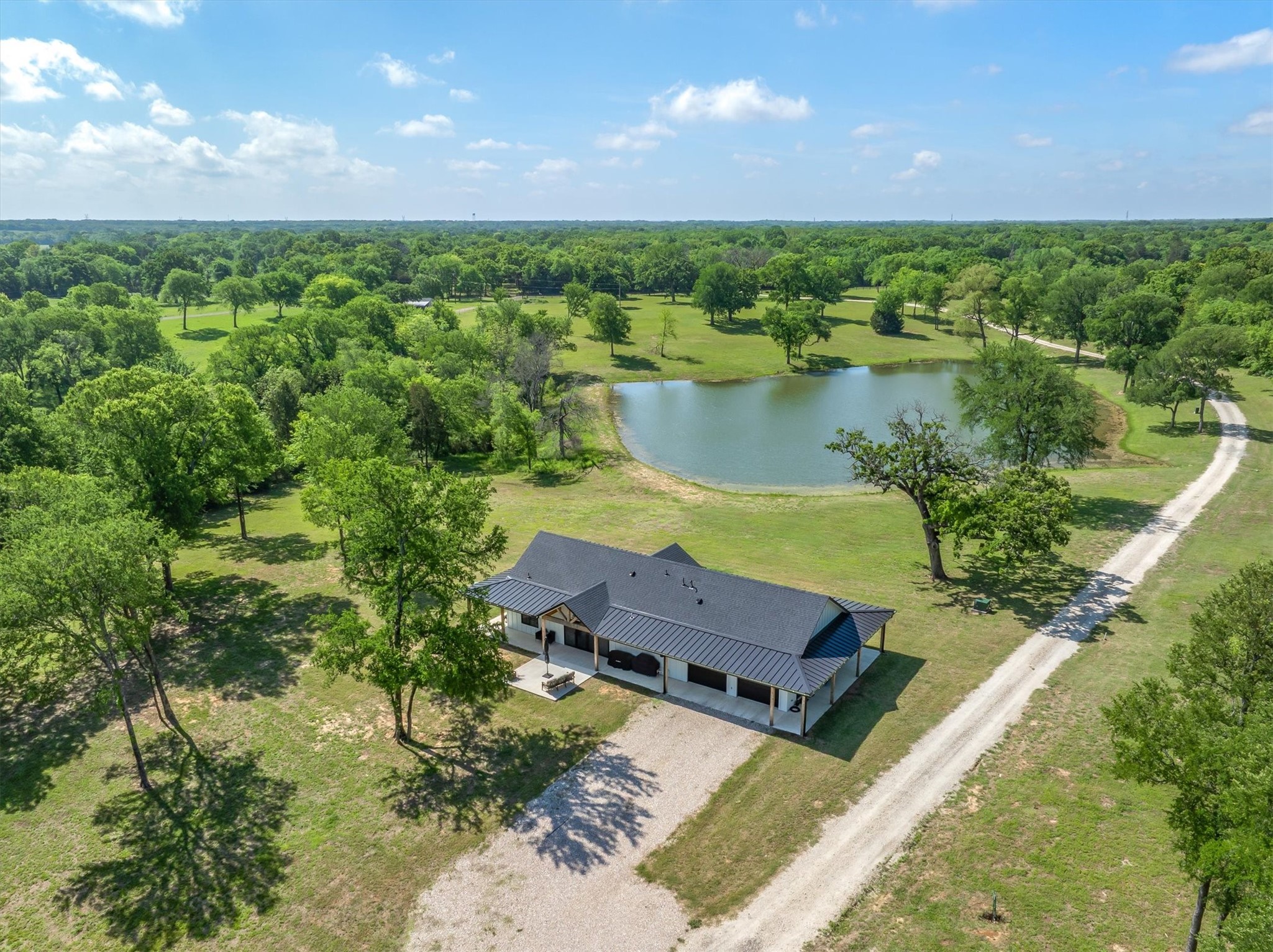 1189 Vz County Road 3702 Edgewood TX 75117