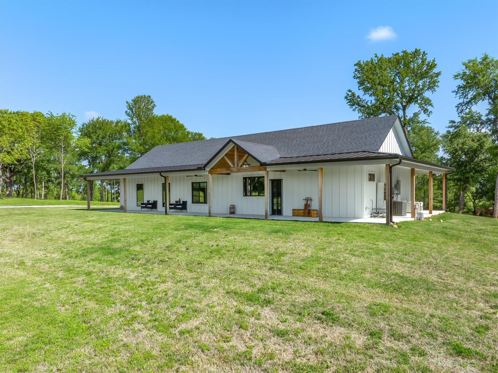 1189 Vz County Road 3702 Edgewood TX 75117