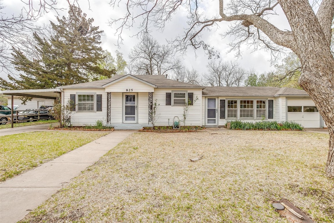 825 Featherston Street Cleburne TX 76033