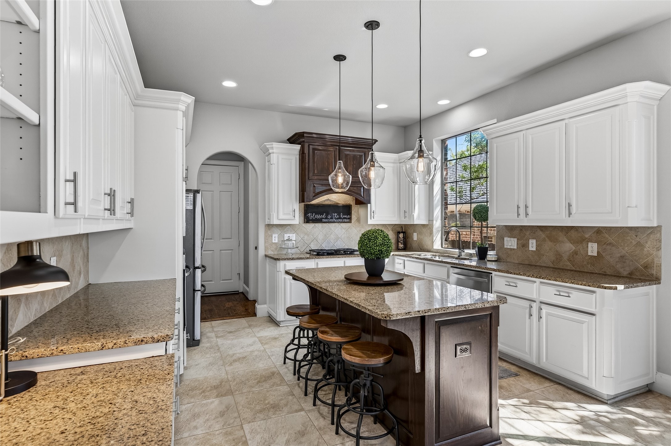 813 Moss Cliff Circle Mckinney TX 75071