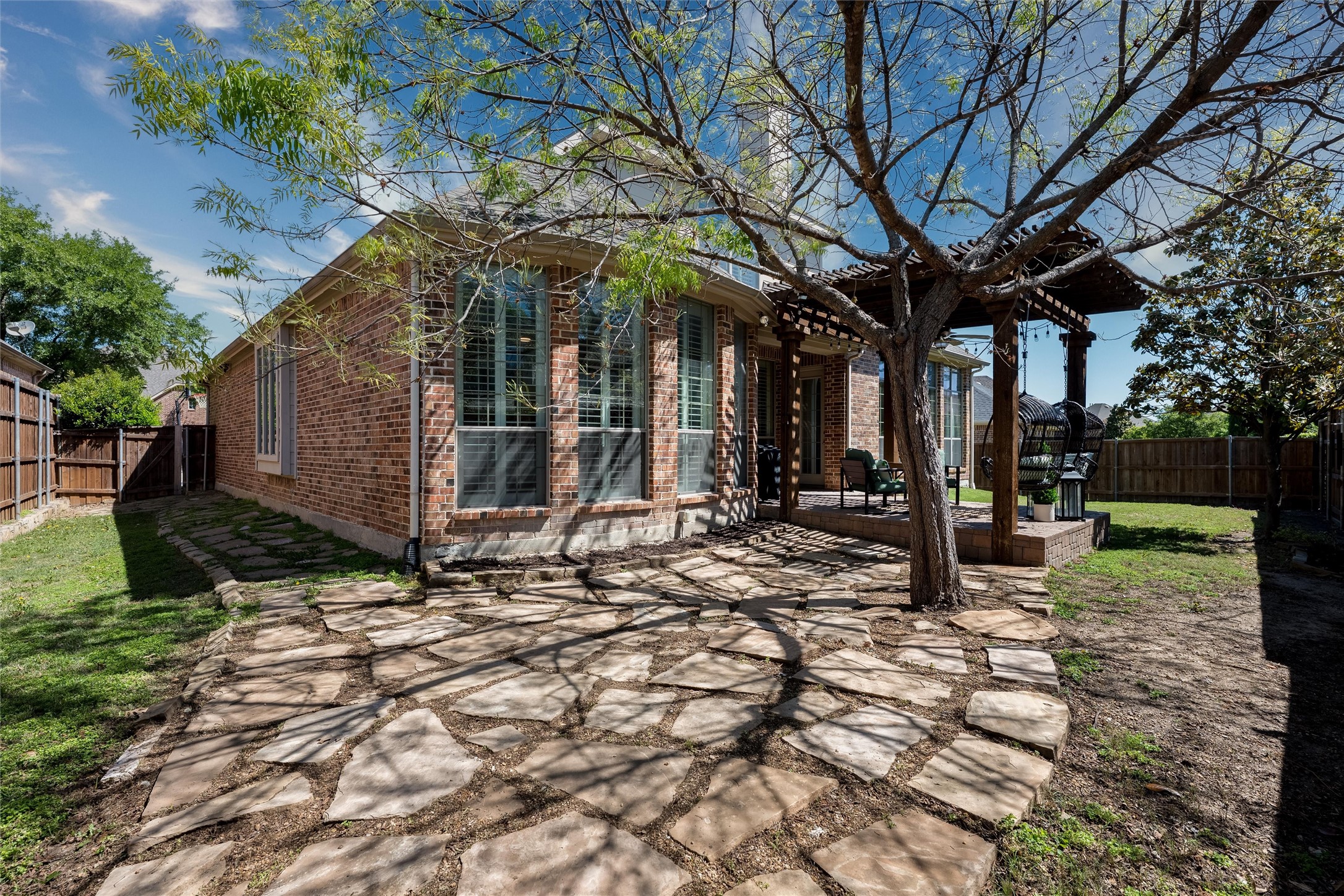 813 Moss Cliff Circle Mckinney TX 75071