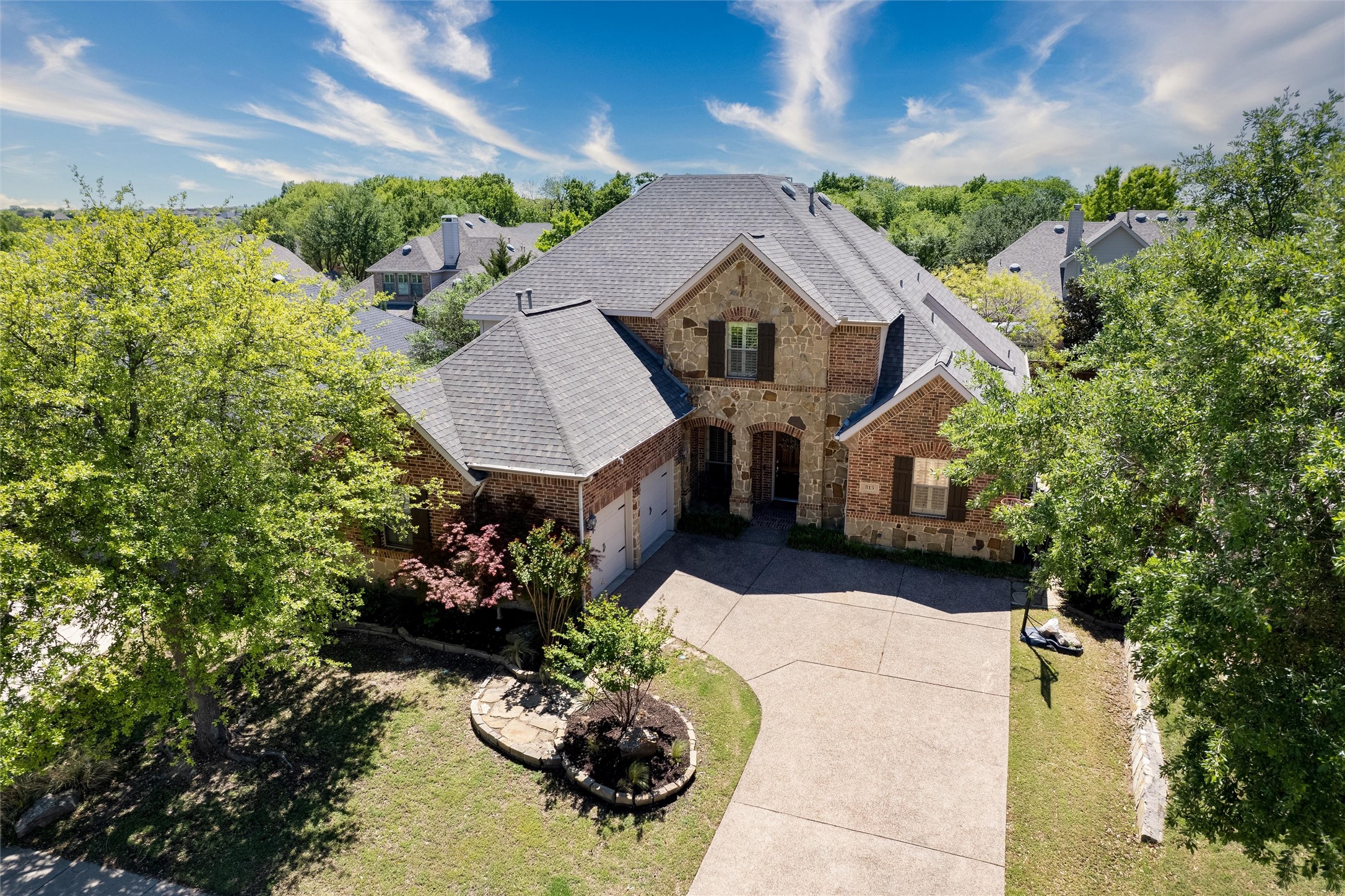 813 Moss Cliff Circle Mckinney TX 75071