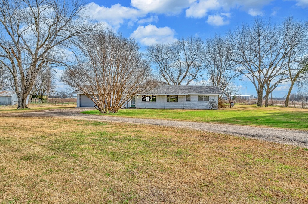 201 Old Steinbeck Road Waco TX 76708