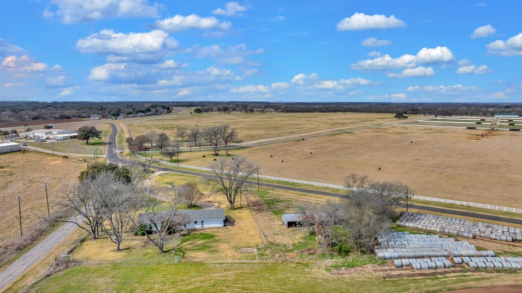 201 Old Steinbeck Road Waco TX 76708