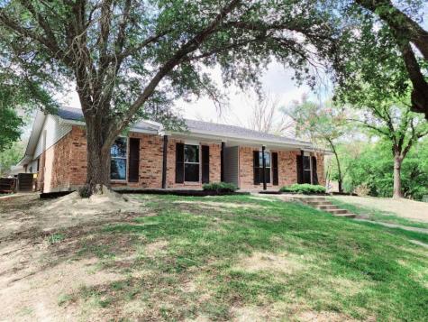 165 N Crestwood Boulevard Desoto TX 75115