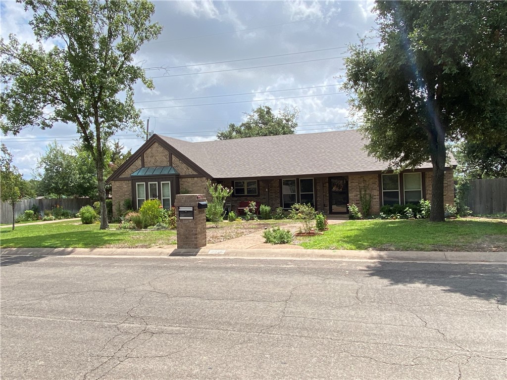 9920 Forest View Drive Woodway TX 76712