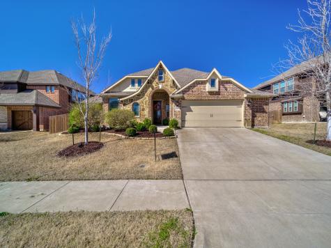 1917 Maplewood Drive Glenn Heights TX 75154
