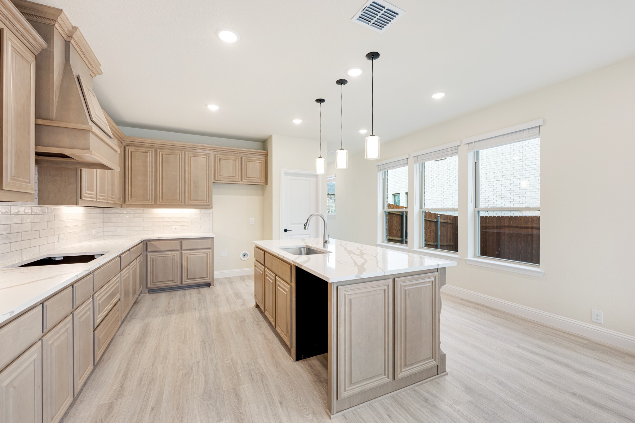 1012 River Oaks Drive Godley TX 76044